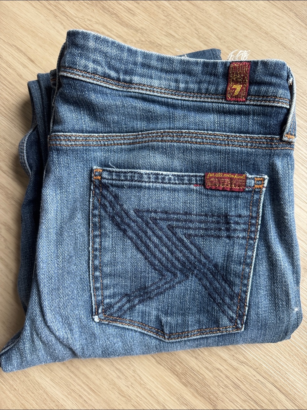 7 for All Mankind Bootcut Jeans in Blue Size 8/29